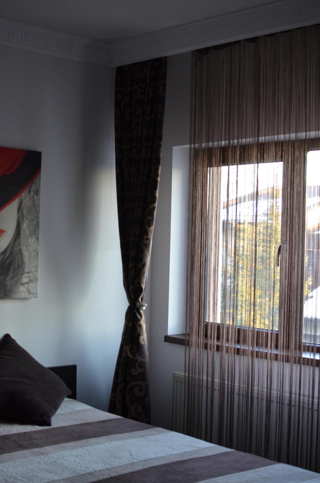 Vila Cu Trandafiri Cozy Apartments 2 Camere Bragadiru Exteriér fotografie
